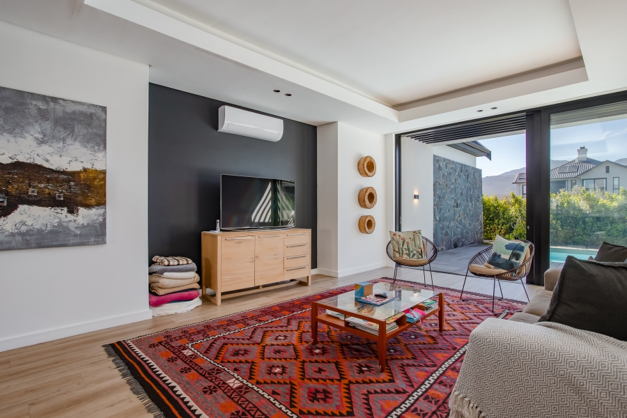 5 Bedroom Property for Sale in Val De Vie Estate Western Cape